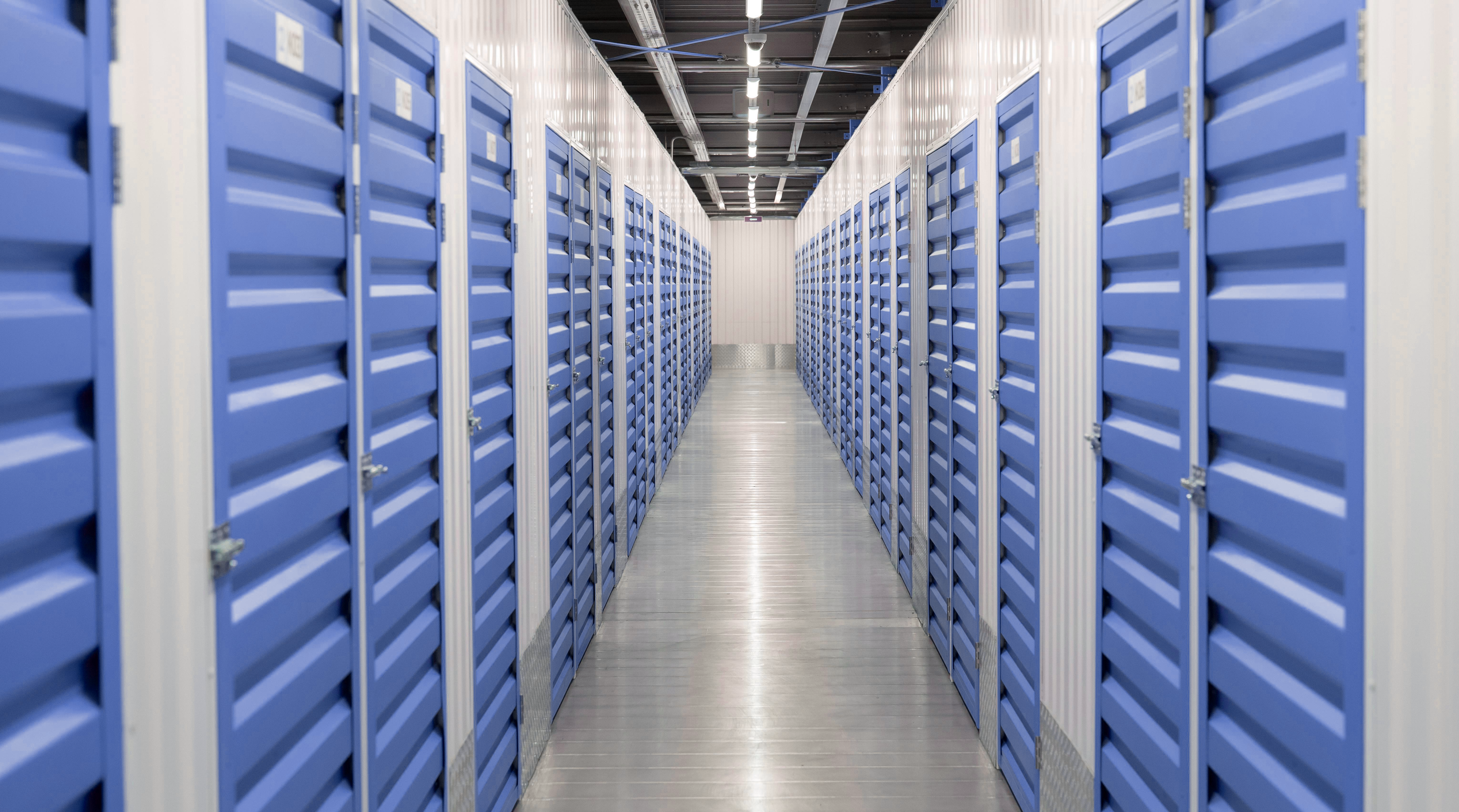 storage-units-logistic-center (1)